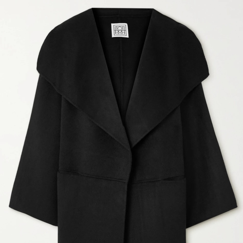 Toteme signature wool and cashmere-blend coat
